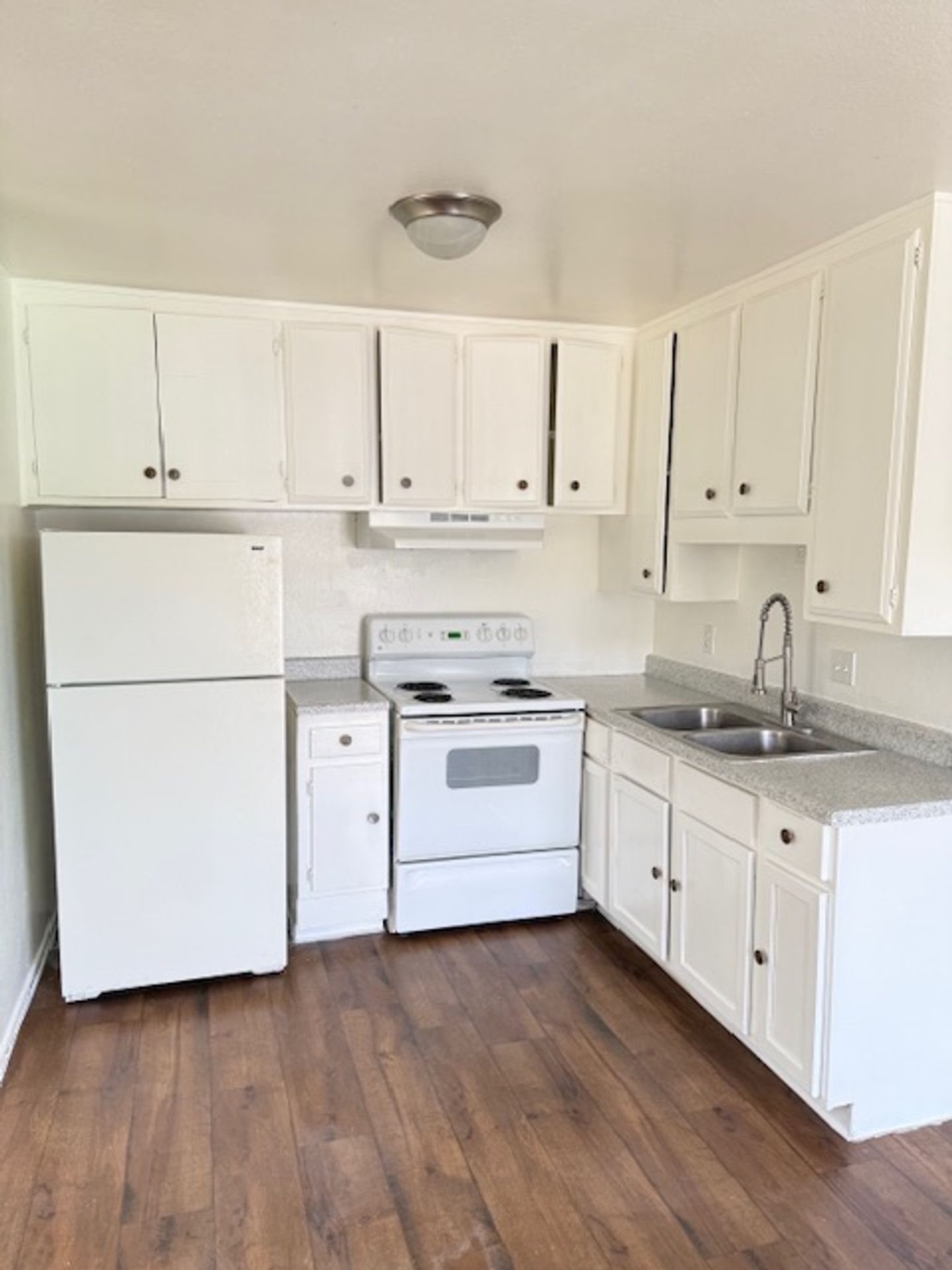 Las Vegas Apartment: 2524 Tulip Lane