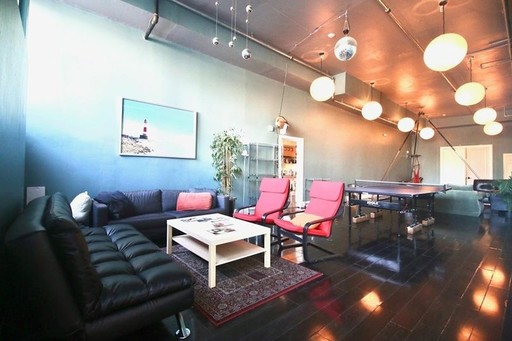 Folsom House: Apply for Smaller Double Room (*price subject to lease length) – photo 1