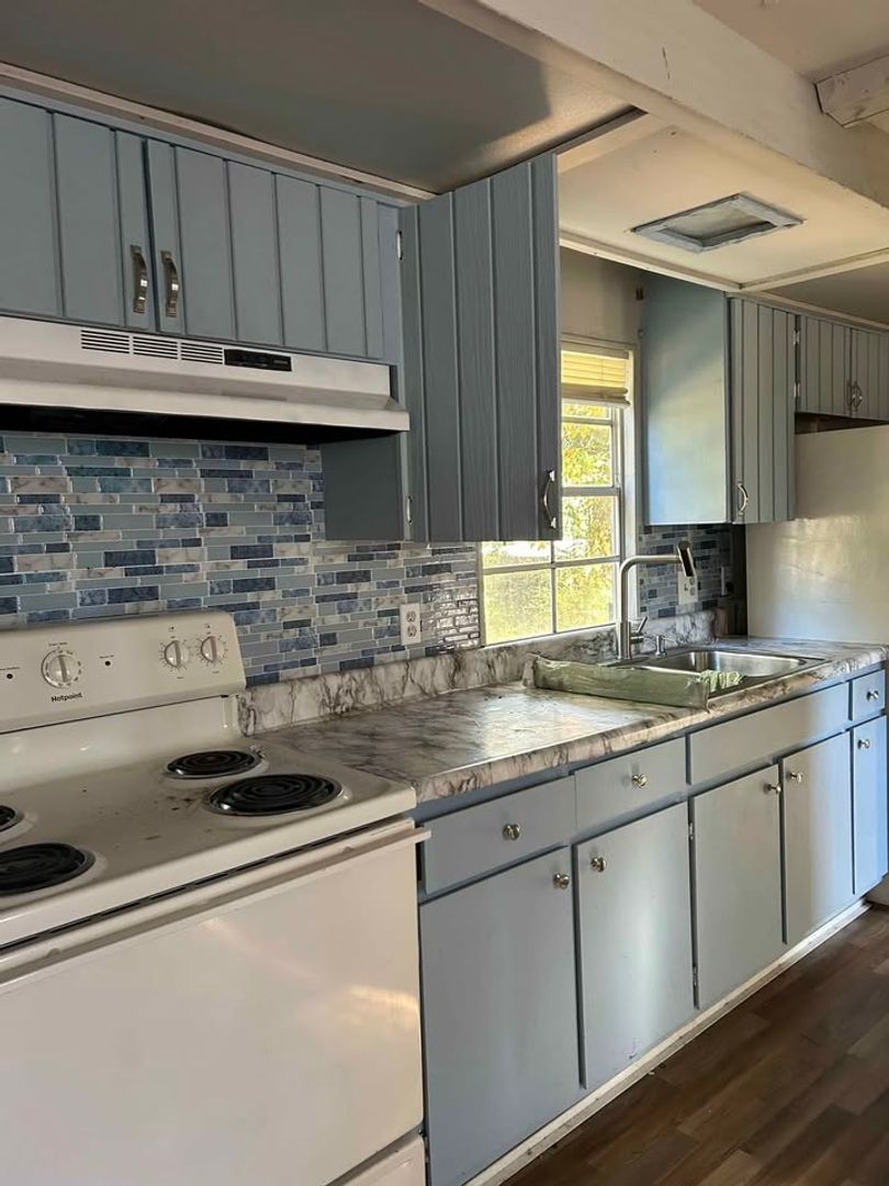 Macon Apartment: 3559 Joycliff Road