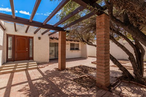 2063 E Aspen Dr – photo 1