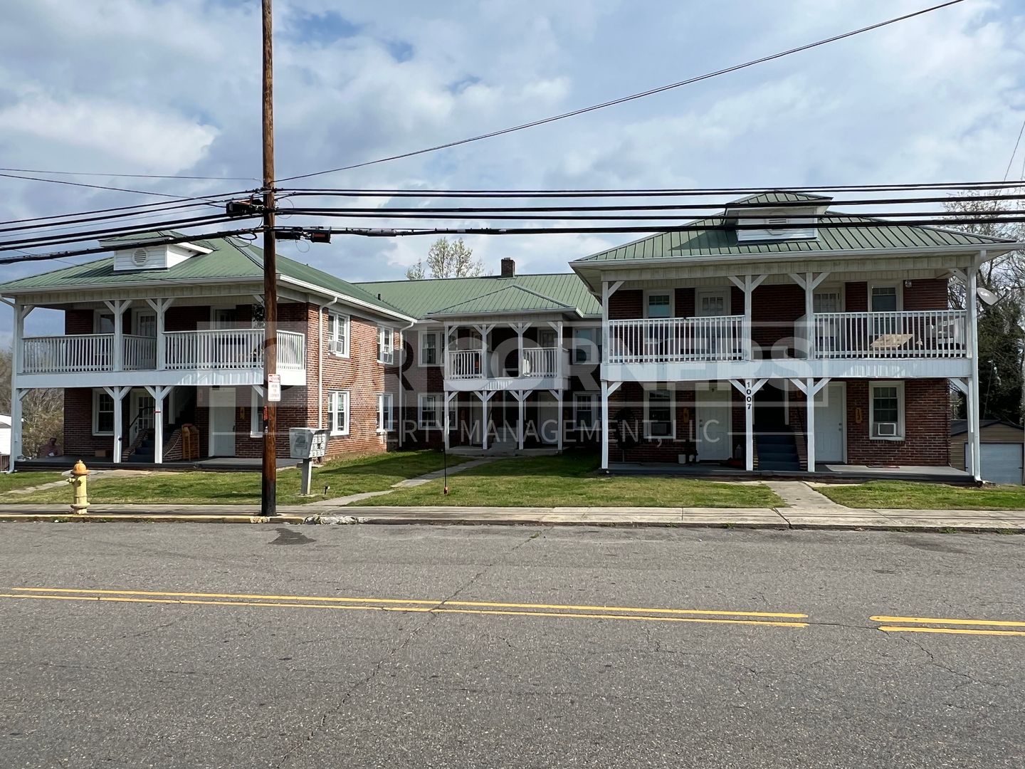 Mount Airy Apartment: 1007 South Main Street