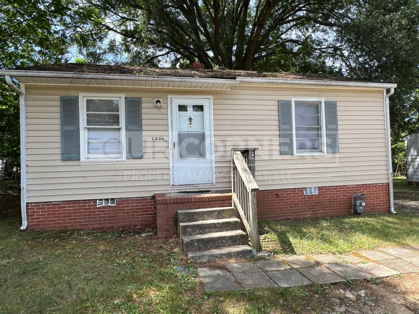 High Point House: 2306 E Lexington Ave
