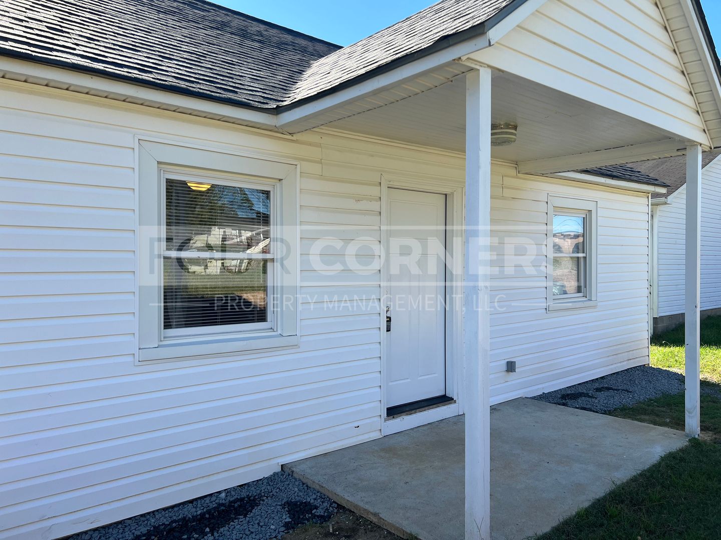 Greensboro House: 1901 Merritt Dr