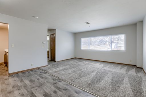 Pet Friendly-Updated 2 Bedroom! – photo 1