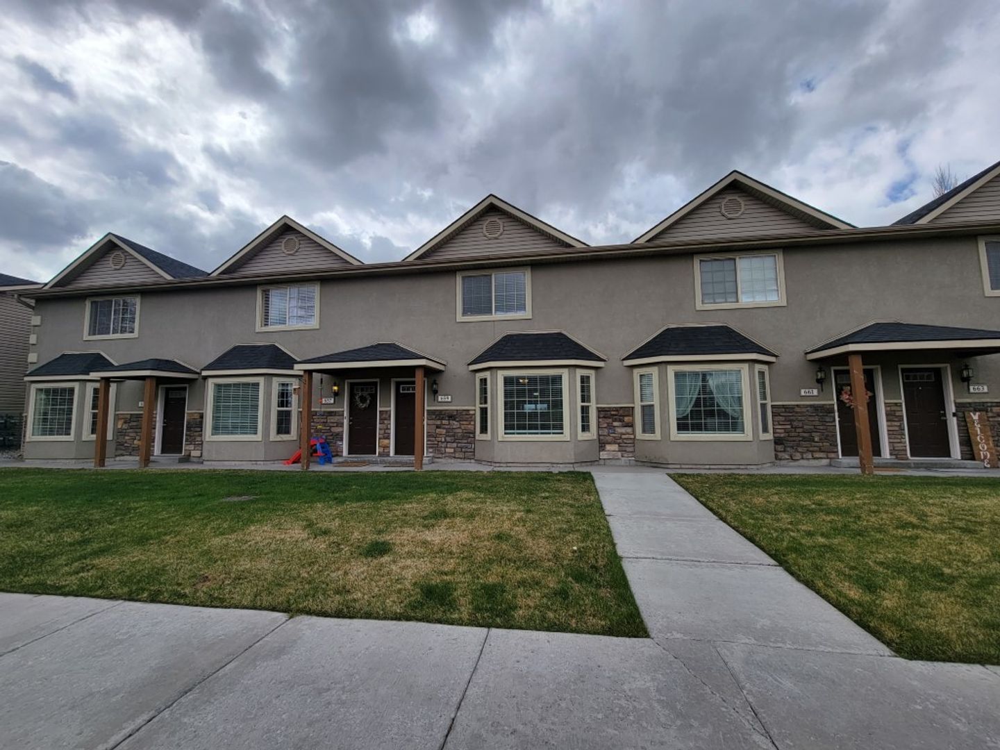 Rexburg Townhome: 659 Trejo St