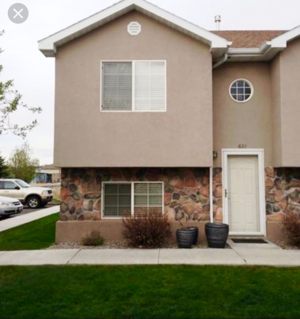 Rexburg Townhome: 621 Vallinda