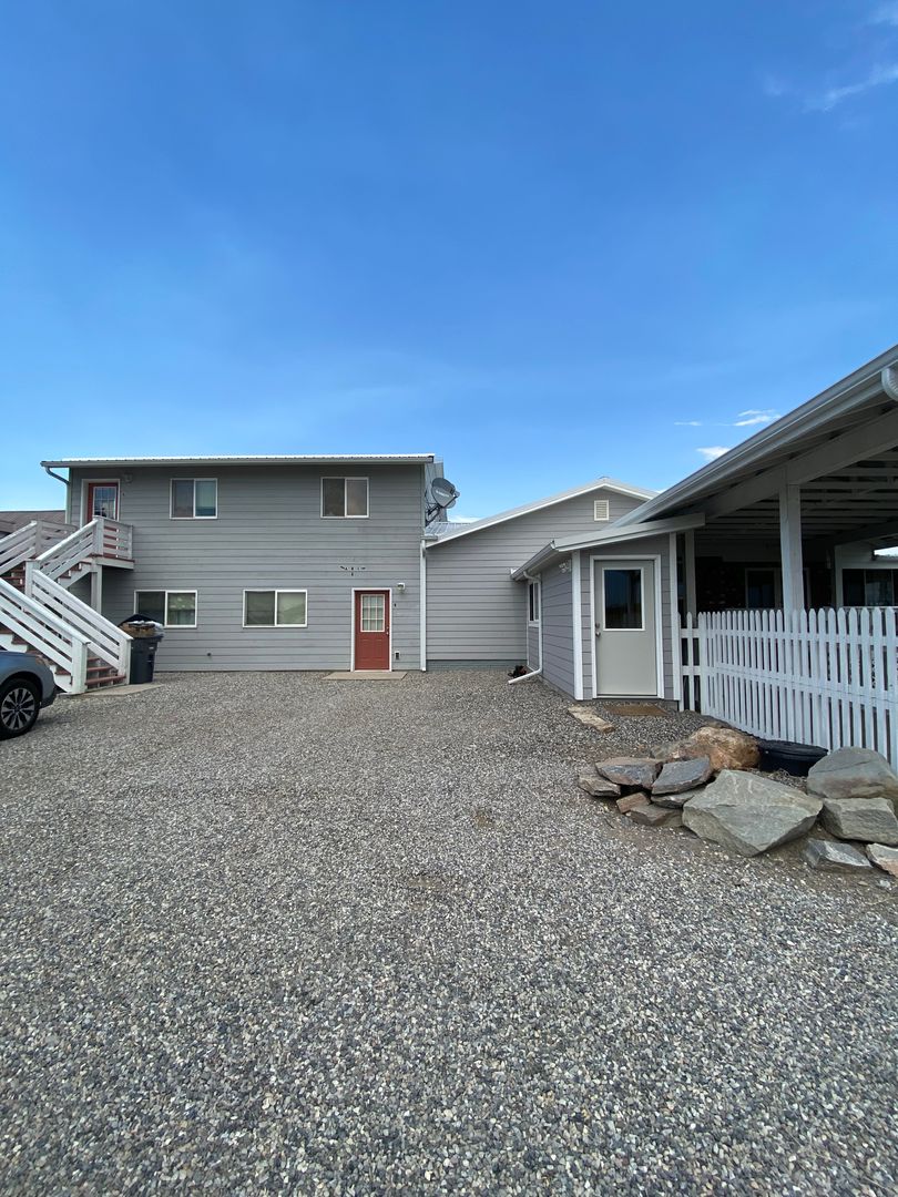 Belgrade Apartment: 22567 Frontage Road
