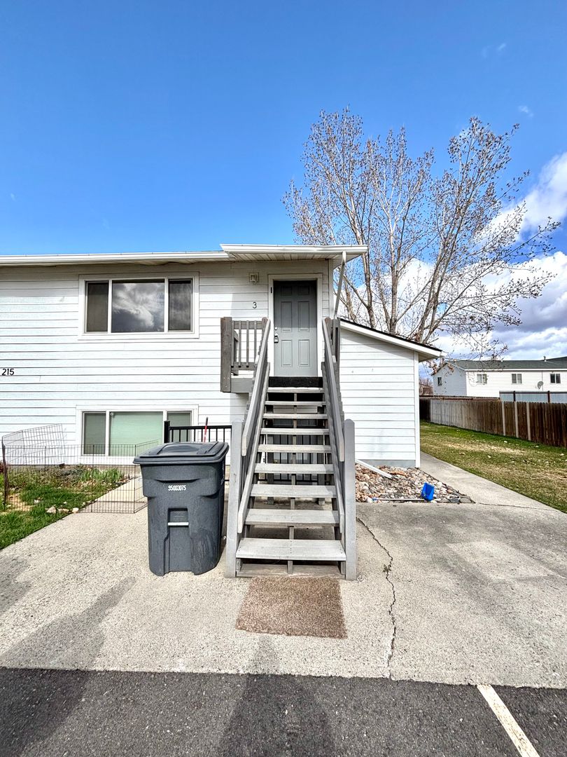 Belgrade Apartment: 215 8th Street