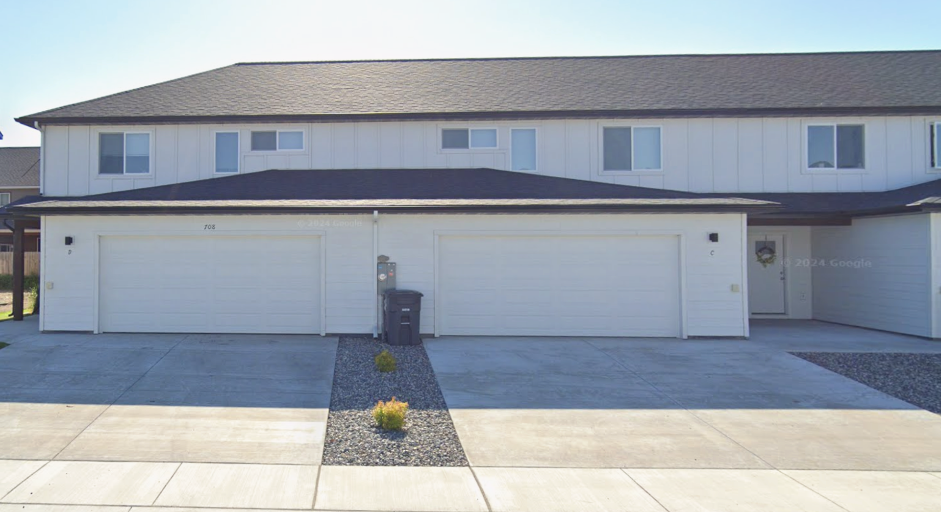 Belgrade House: 708 Black Diamond