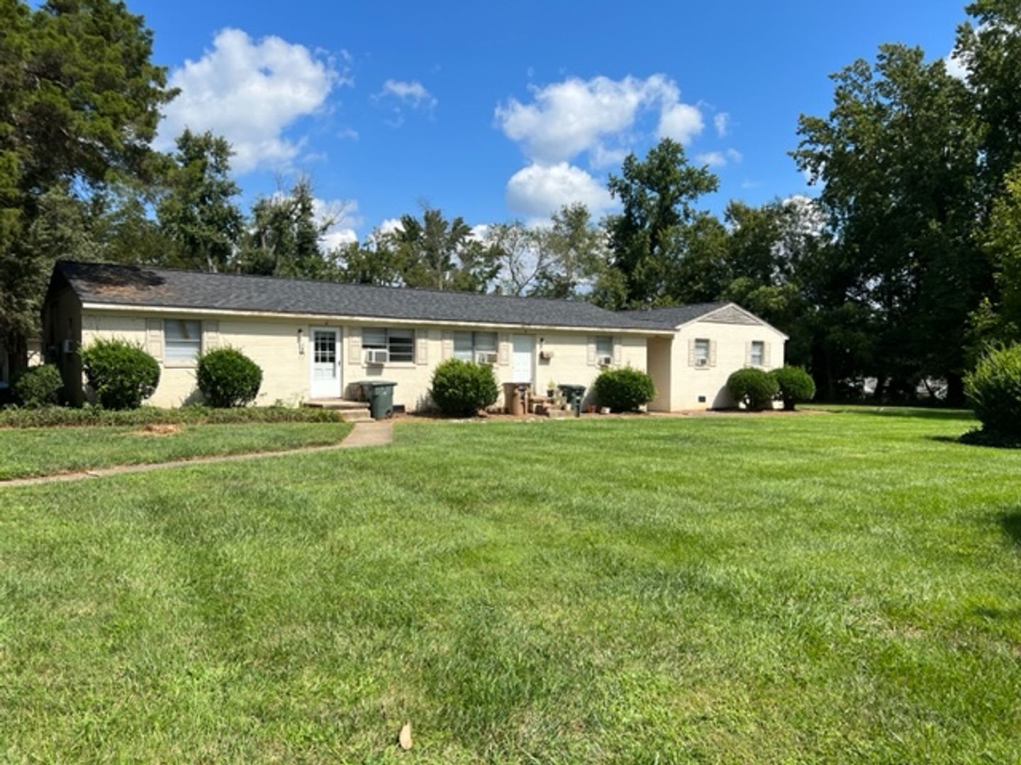 Greensboro Apartment: 4222 United Street