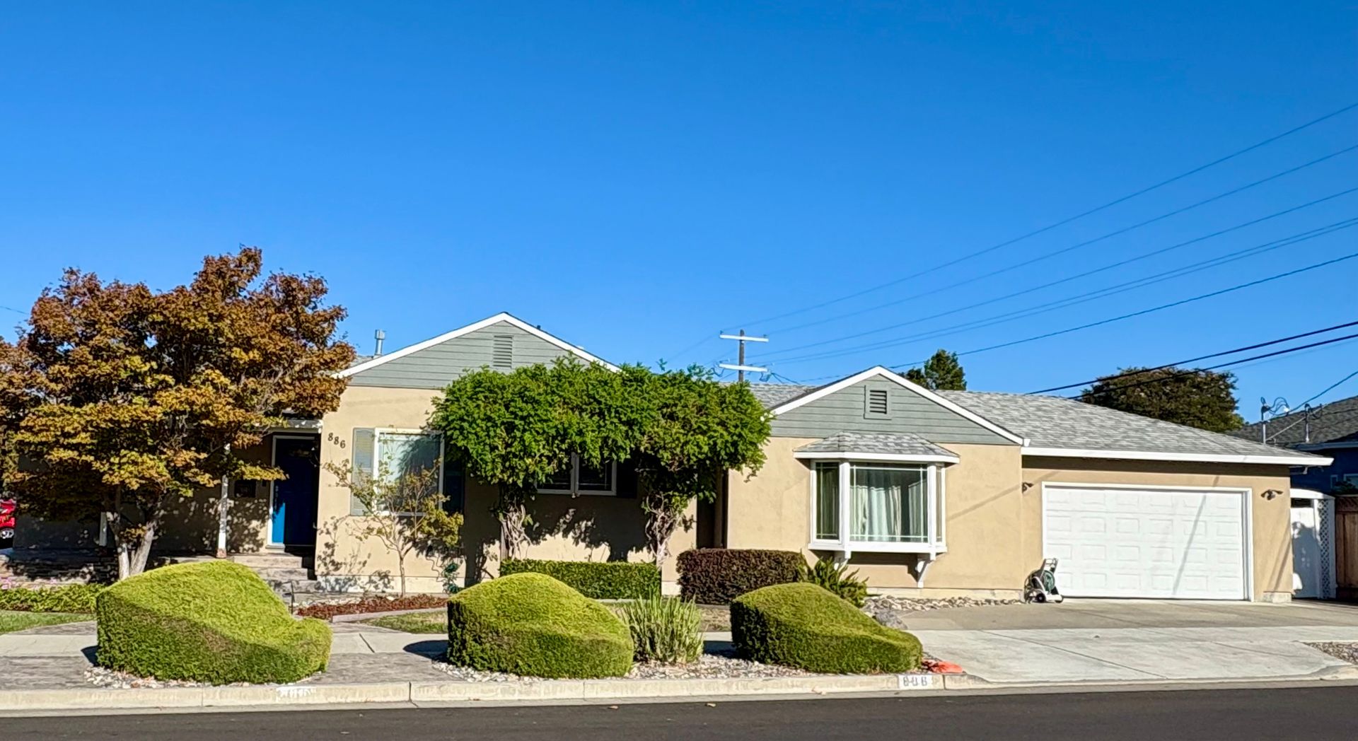 San Jose House: 886 N. Redwood Avenue