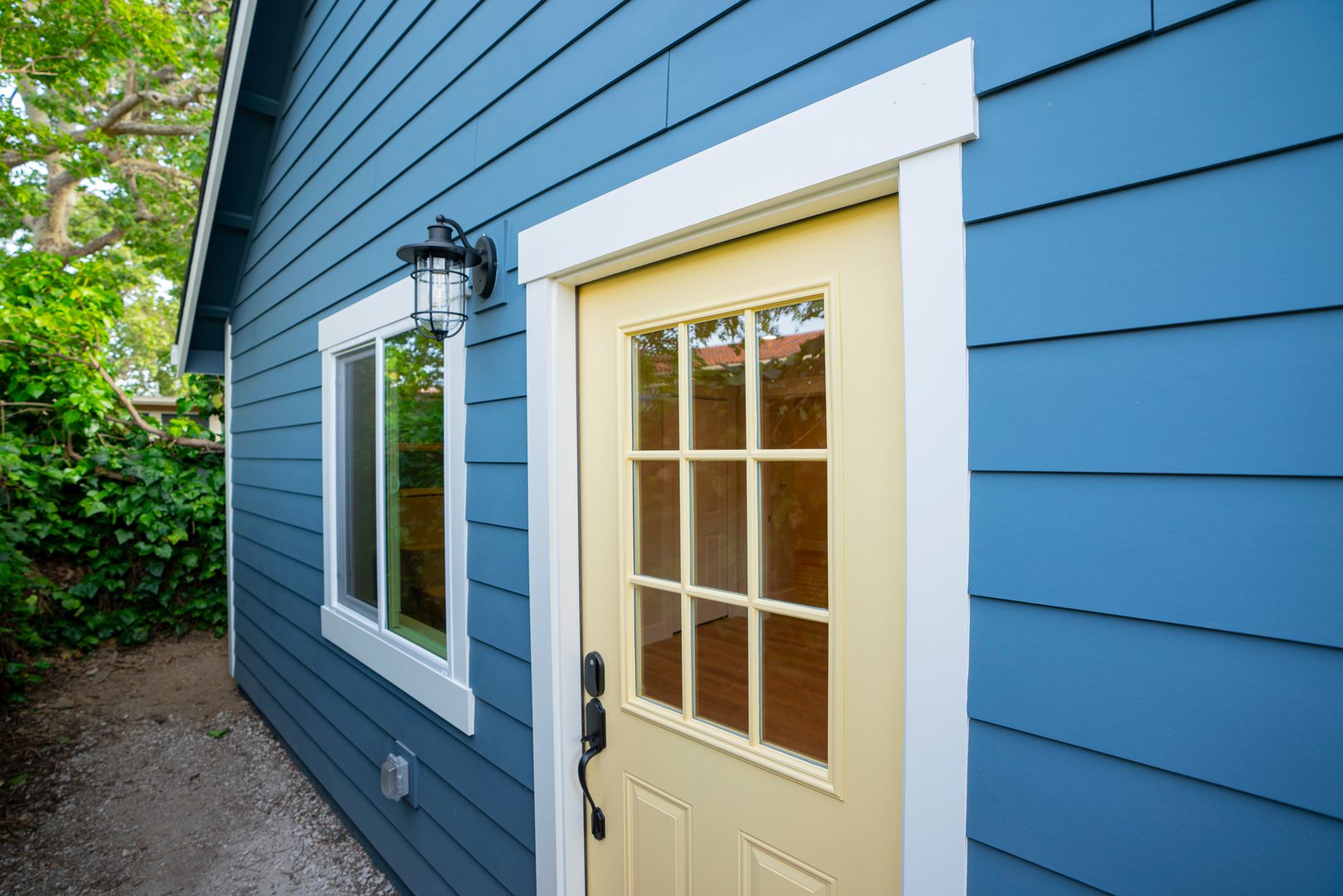 San Jose House: 1118 Lincoln Court, Unit 2