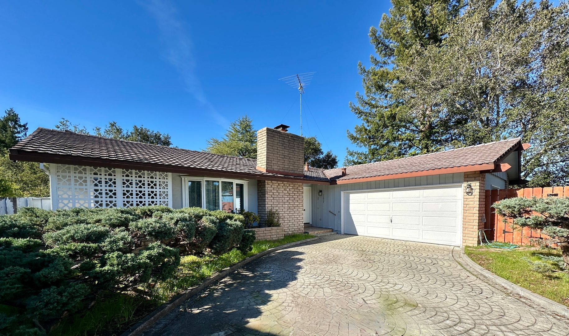 Cupertino House: 11037 Linda Vista Drive