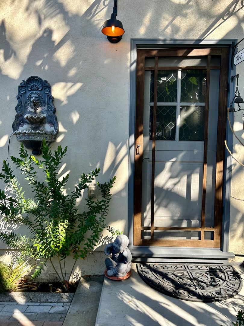 San Jose House: 166 George Street