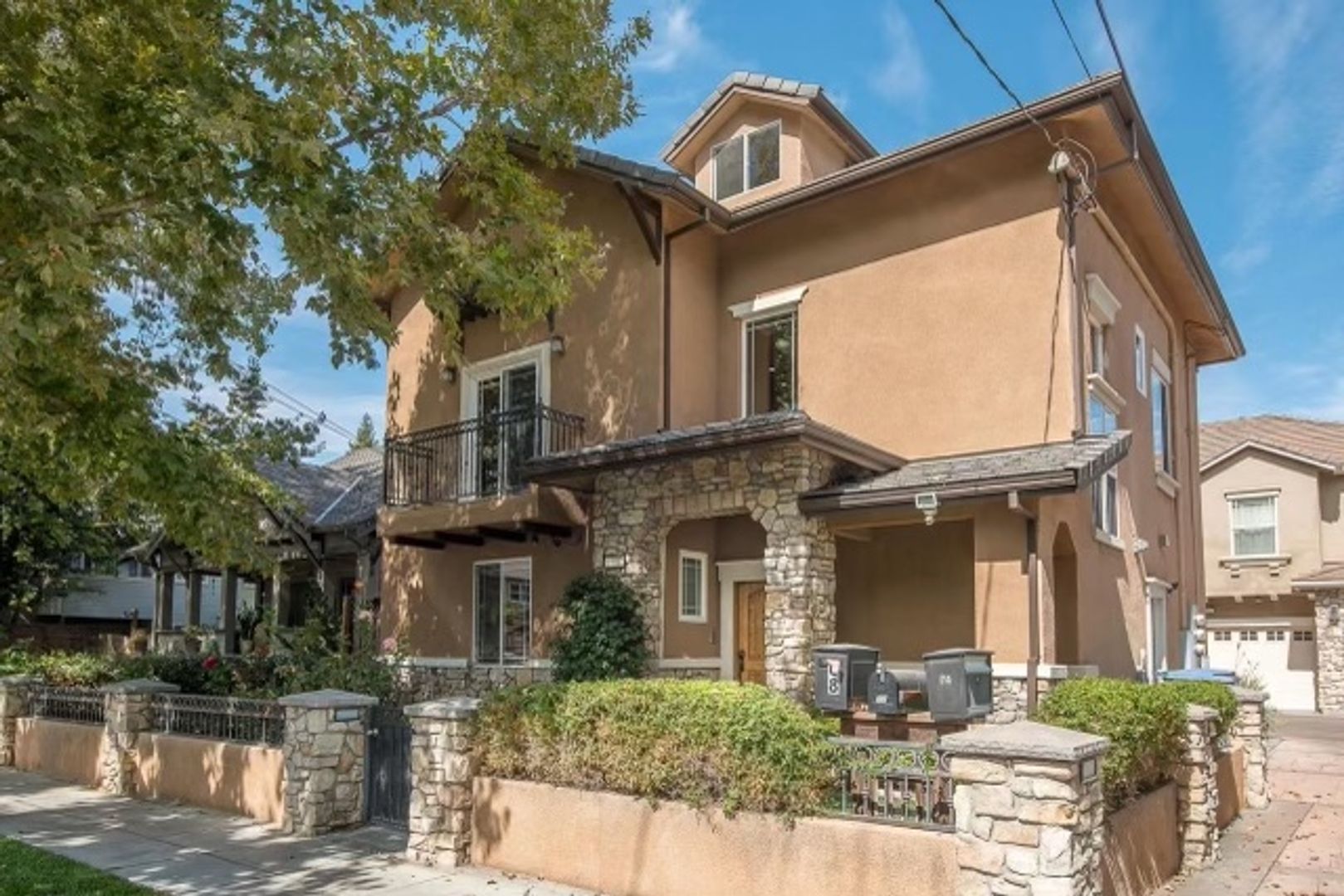 San Jose House: 68 S. 19th St.