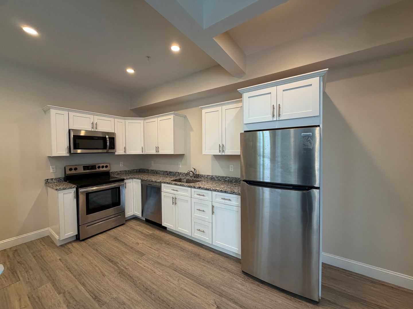 Haverhill Apartment: 129 Kenoza Ave