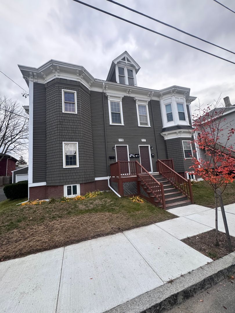 Haverhill Apartment: 117-119 Portland St