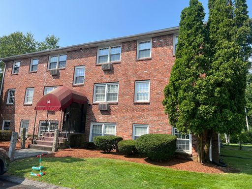 Heat Included! Newly Updated 2 Bedroom Apartment - Methuen