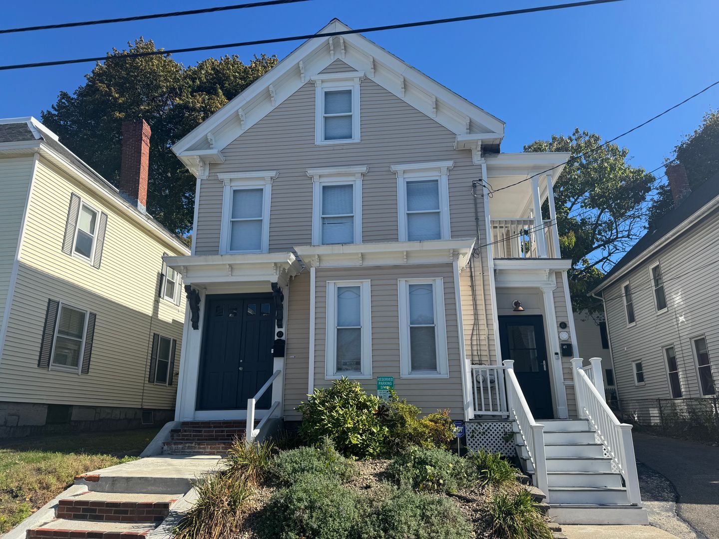 Lowell Apartment: 43 Methuen Street