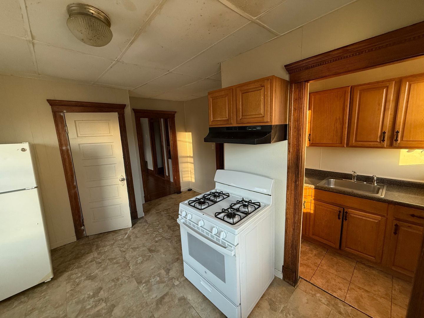 Lynn Apartment: 139-141 Franklin Street