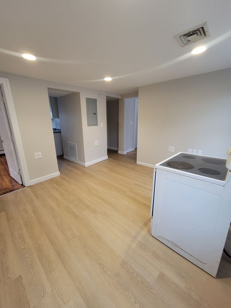 Haverhill Apartment: 15 Broadway