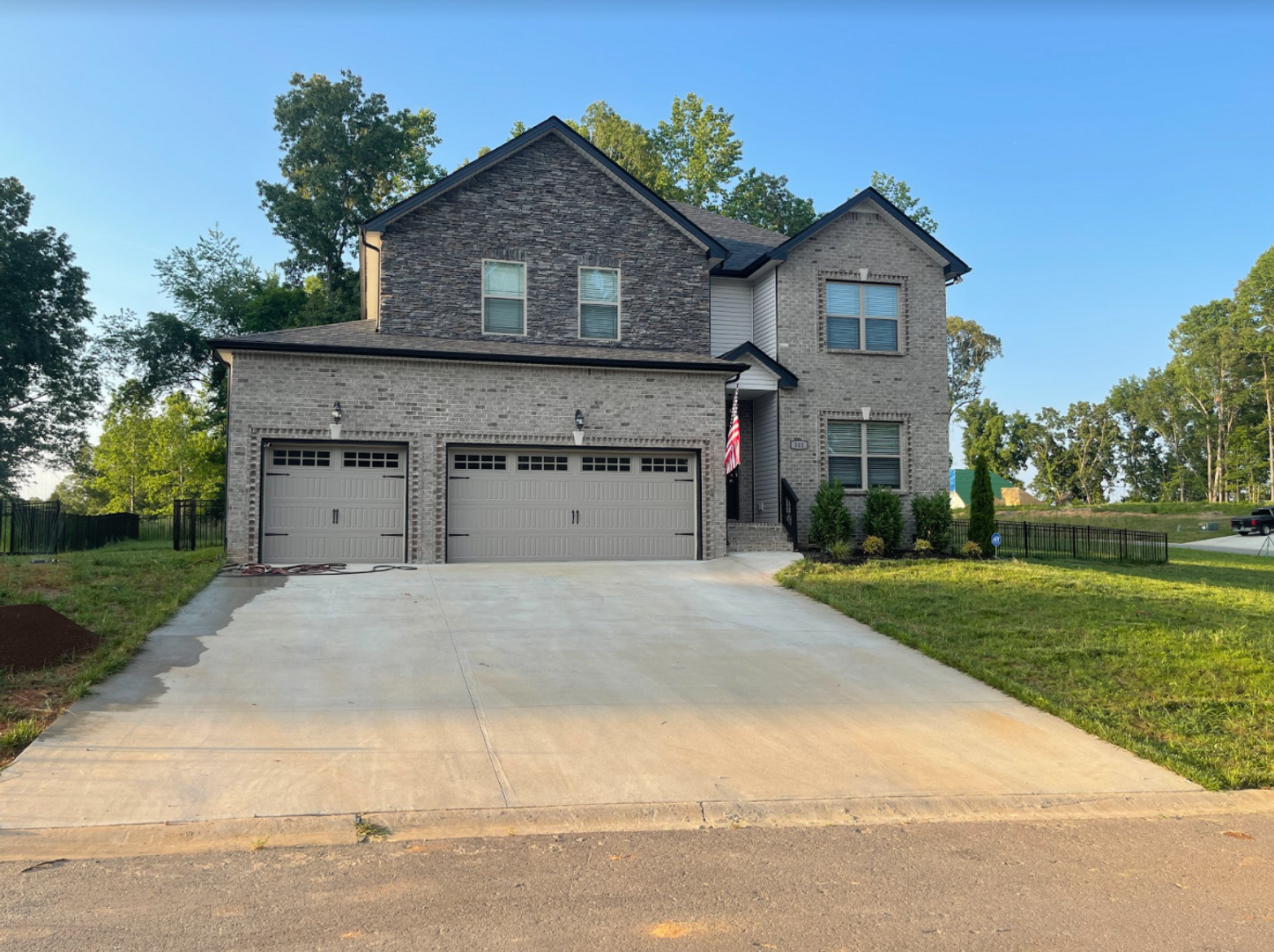 Clarksville House: 301 Hemp Ct