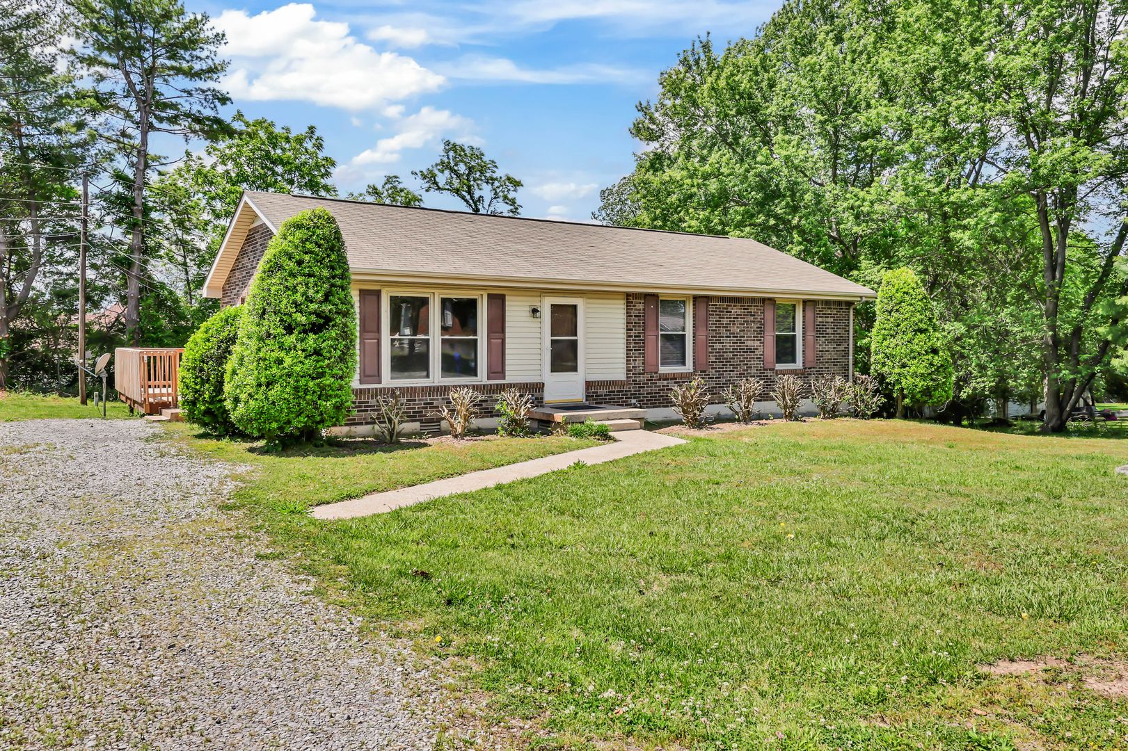 Clarksville House: 3104 Spring Creek