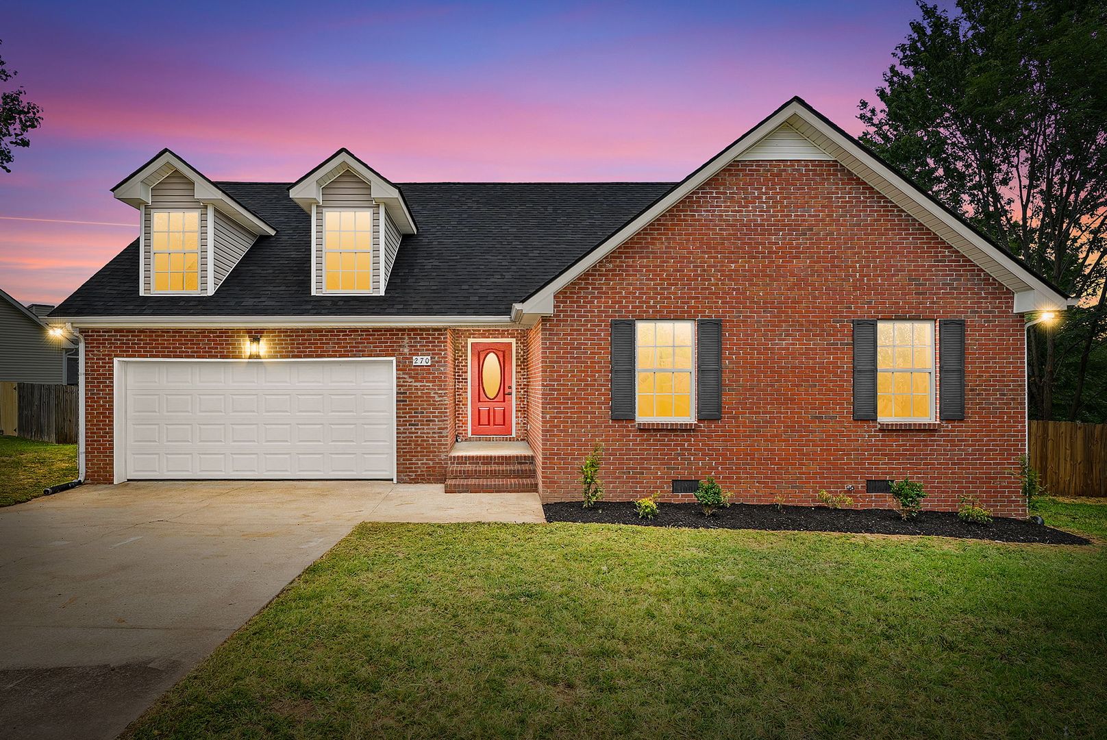 Clarksville House: 270 Harold Drive