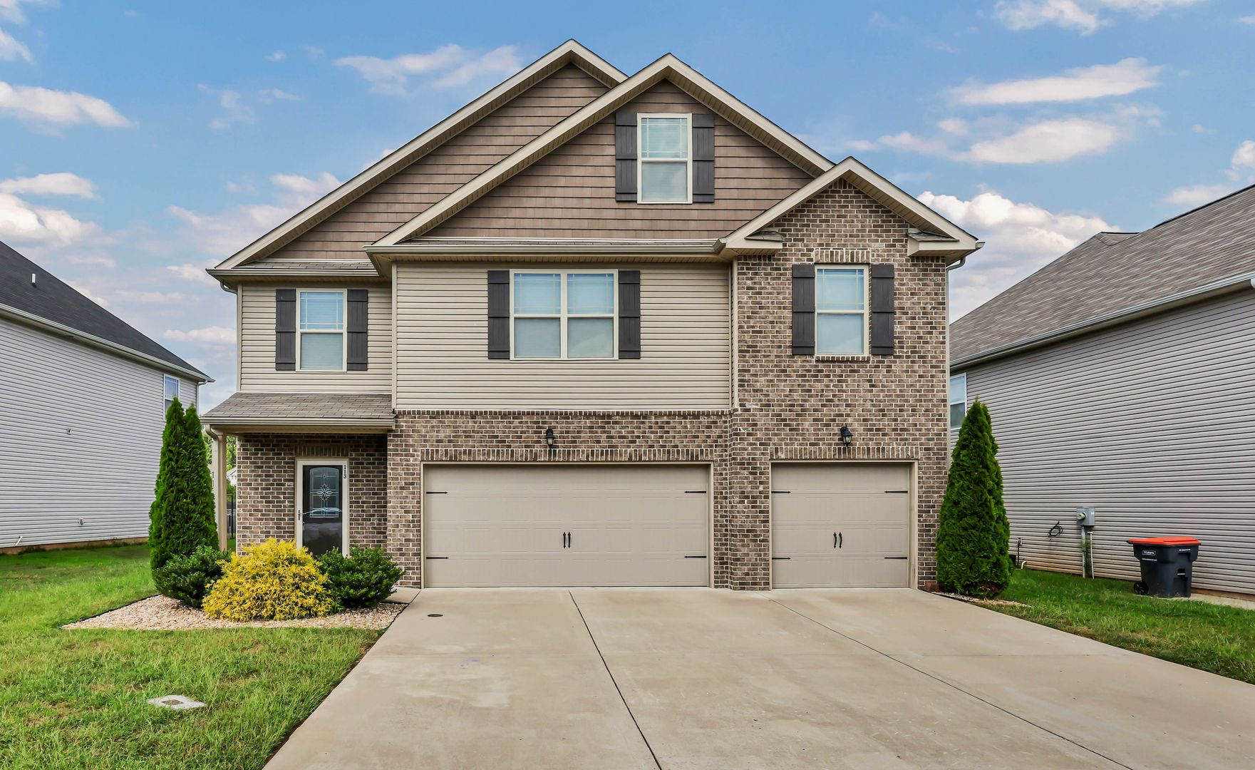 Clarksville House: 113 Darby Drive