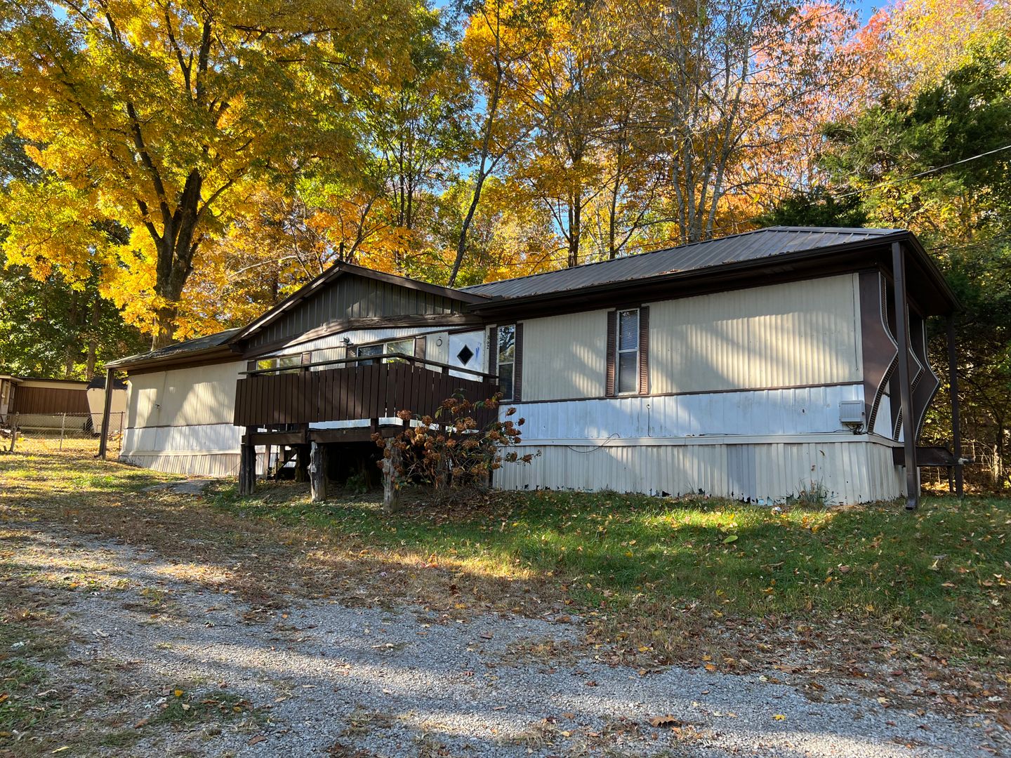 Clarksville Apartment: Lou Ann Lane