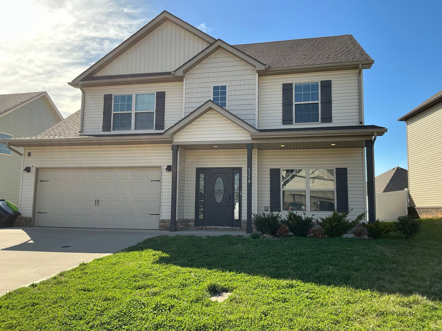 Clarksville House: 1358 Dan Brown Drive