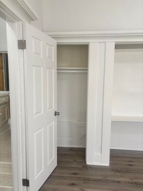 Studio in Koreatown $1,100! – photo 1
