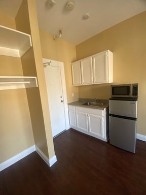 Efficiency Studio for Rent