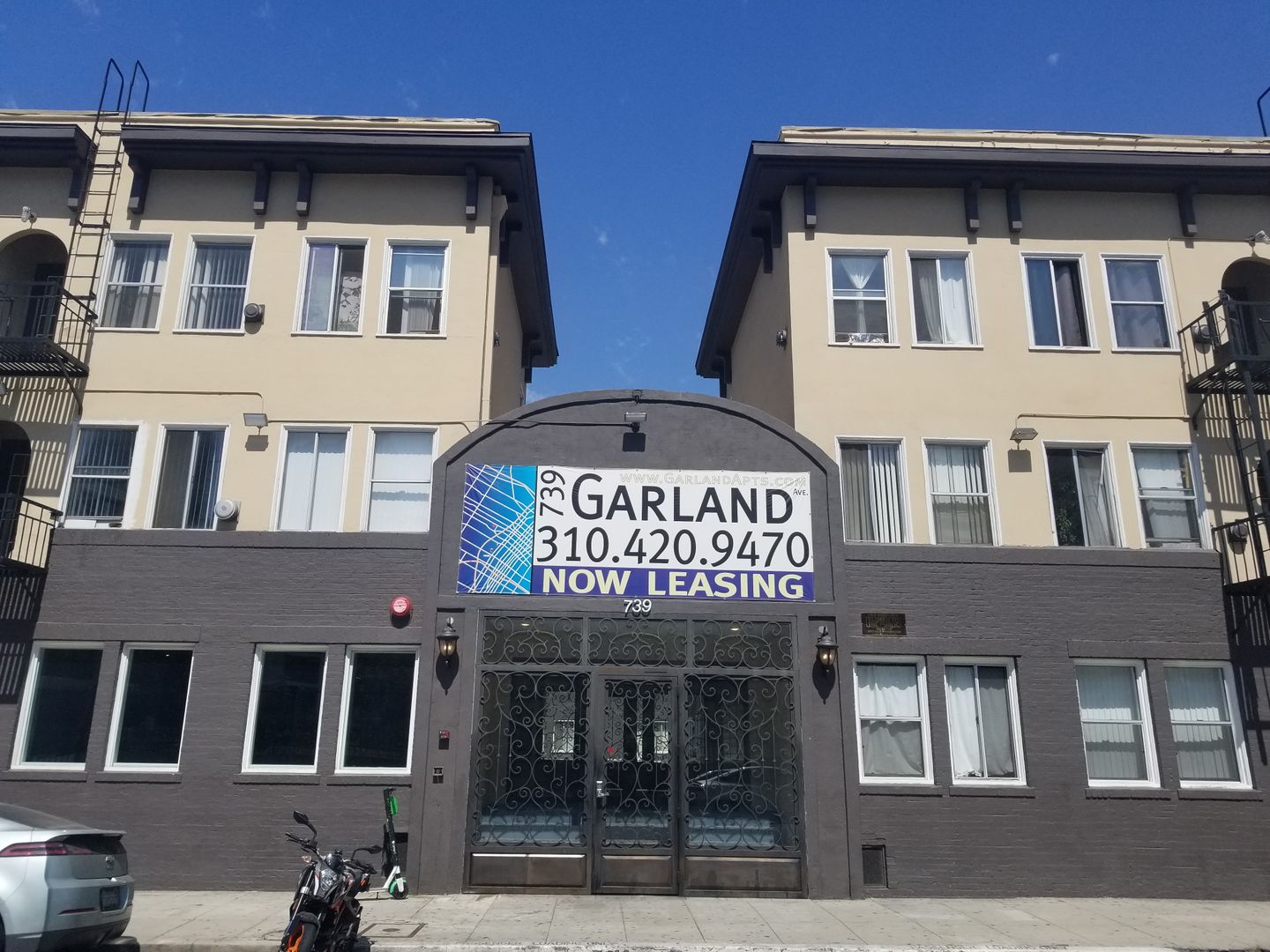 Los Angeles Apartment: 739 Garland Ave.