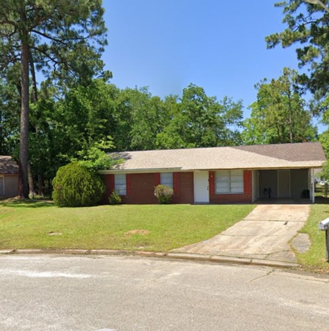 Gulfport House: 2601 W. Samuel St