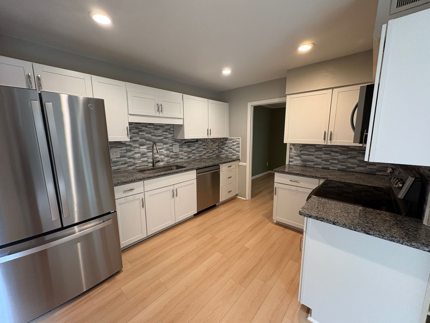 Charlotte House: 6825 Constitution Lane