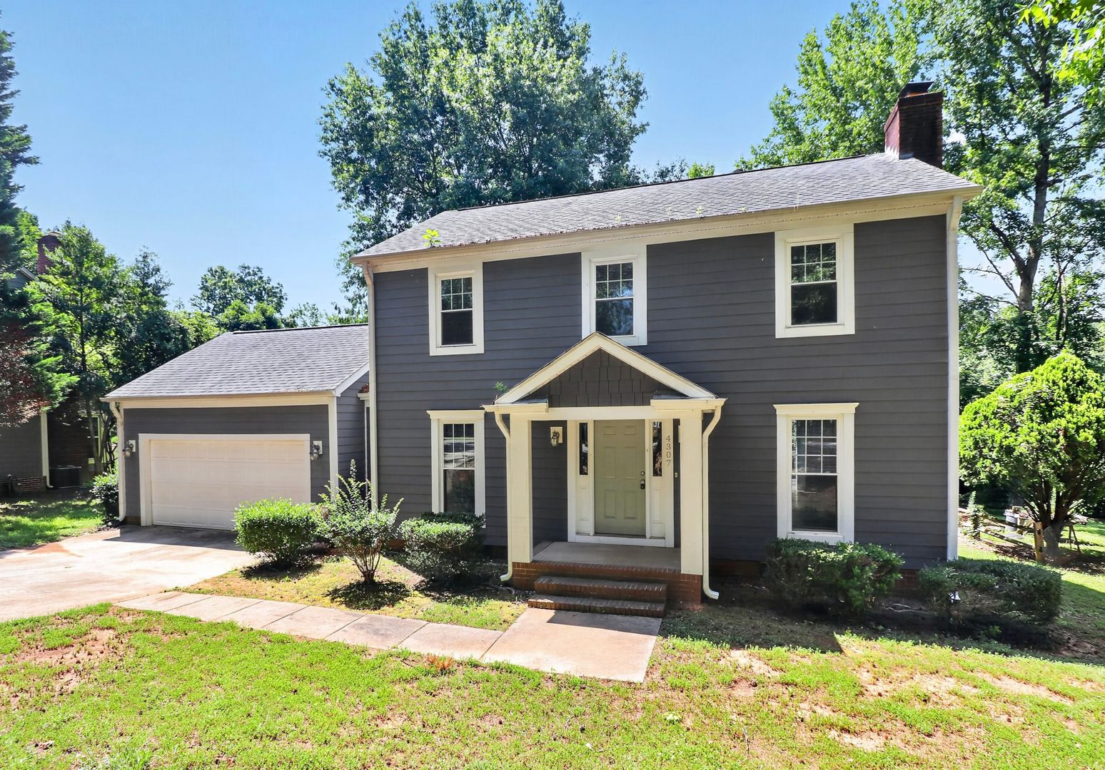 Charlotte House: 4307 Saxonbury Way