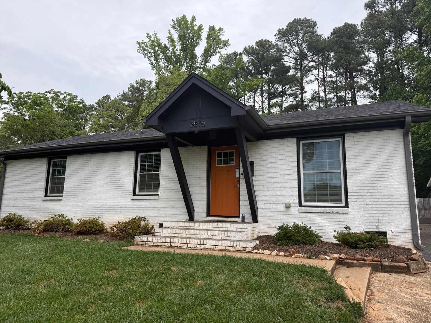 Charlotte House: 3516 Birch Court