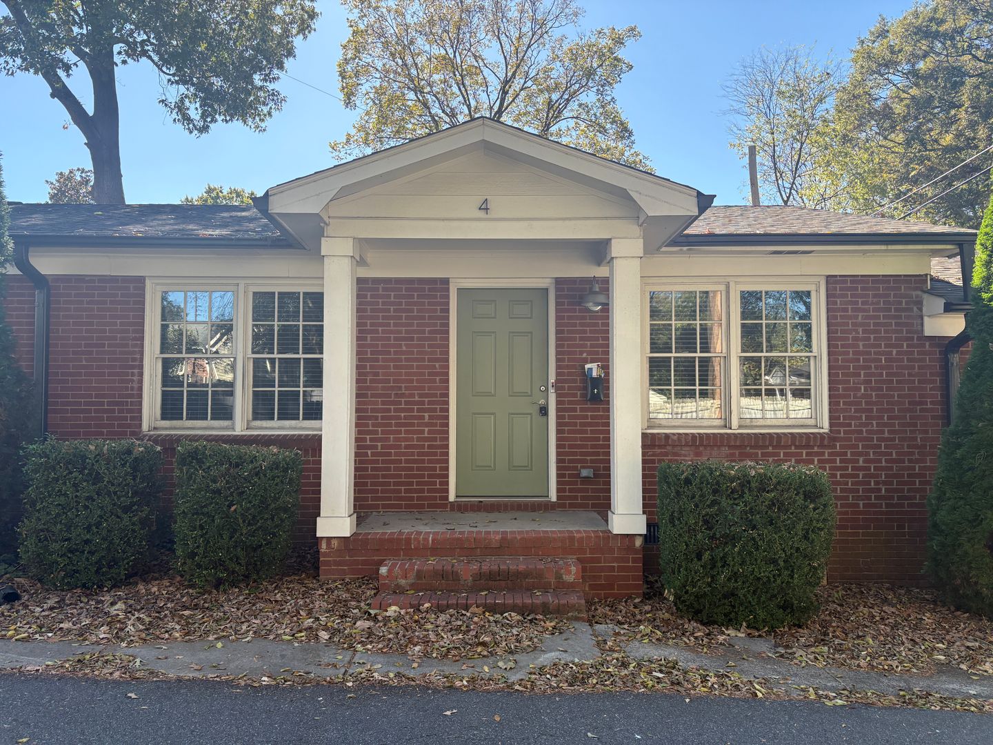 Charlotte House: 1826 Merriman Avenue