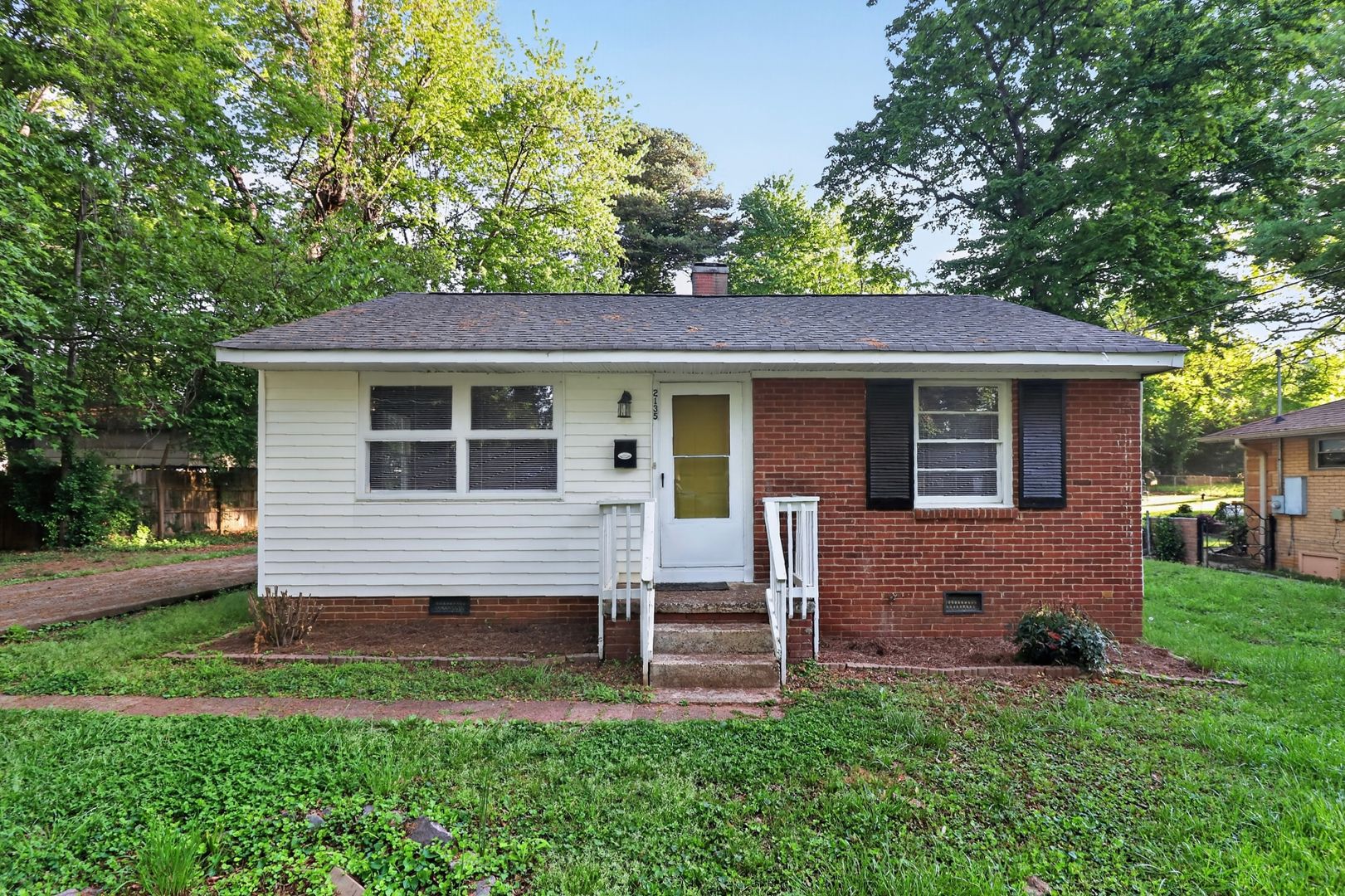 Charlotte House: 2135 Purser Drive