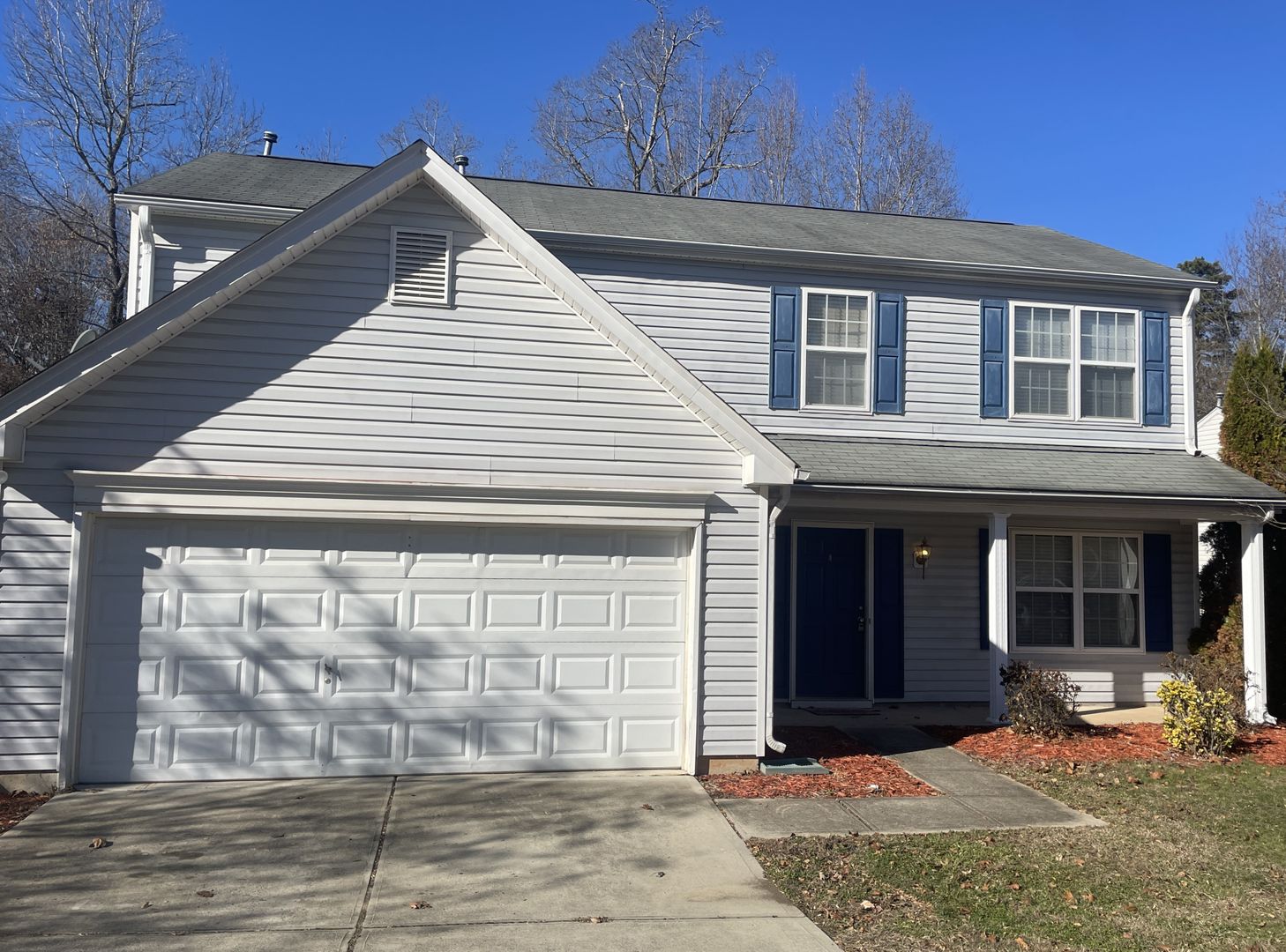 Charlotte House: 1916 Waters Trail Drive