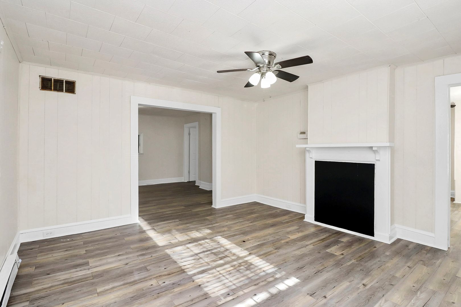 Charlotte House: 826 Cantwell Street