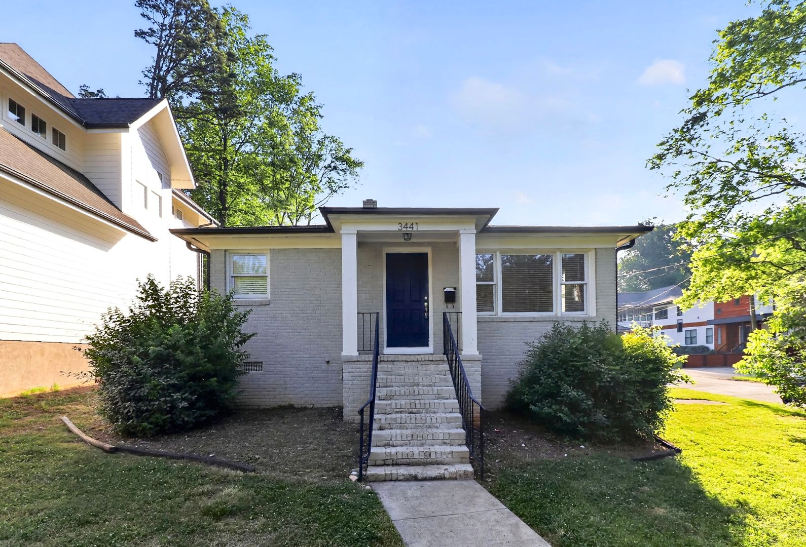 Charlotte House: 3441 Commonwealth Avenue