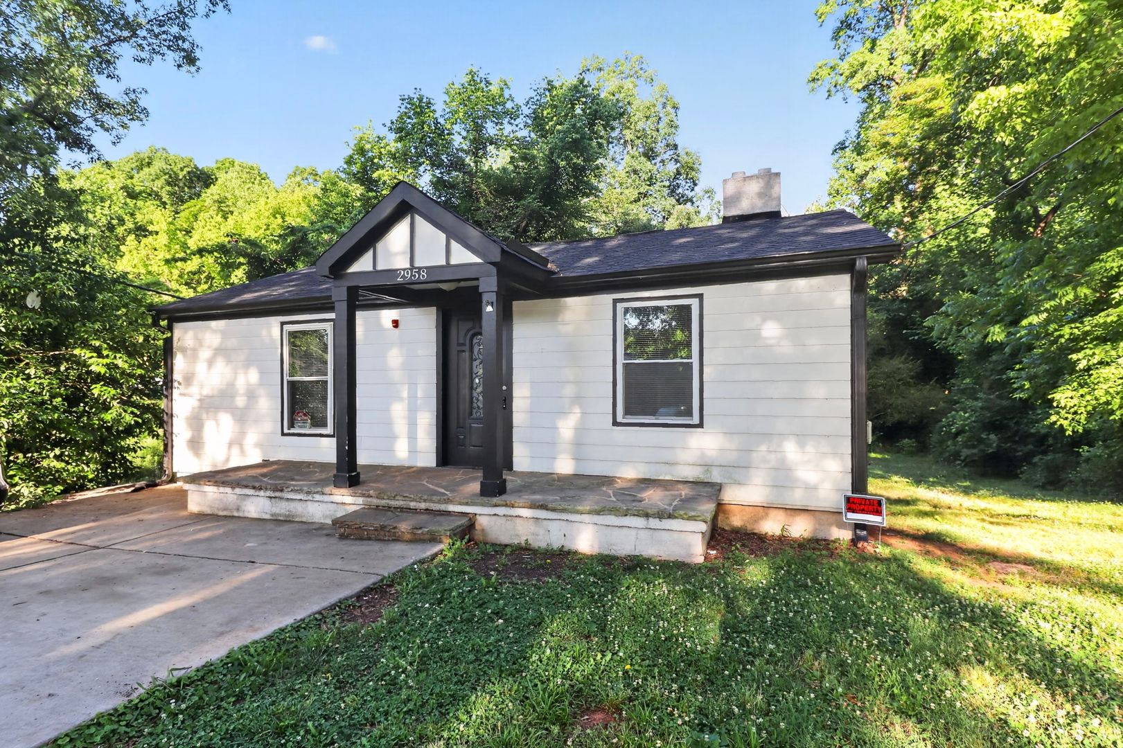 Charlotte House: 2958 Reid Avenue