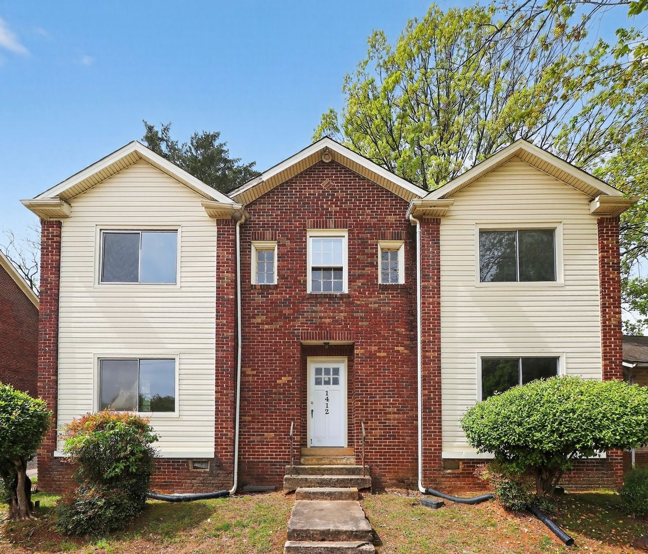 Charlotte House: 1412-1 Park Drive