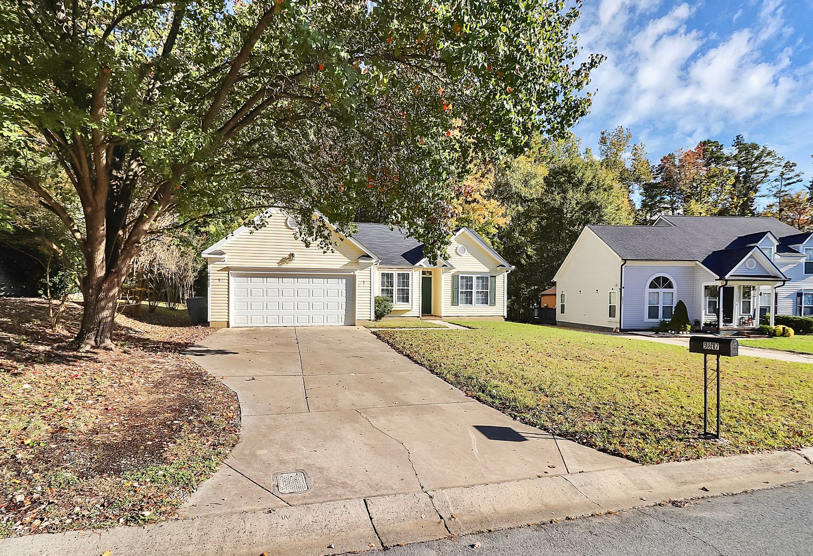 Charlotte House: 9817 Northwoods Forest Drive