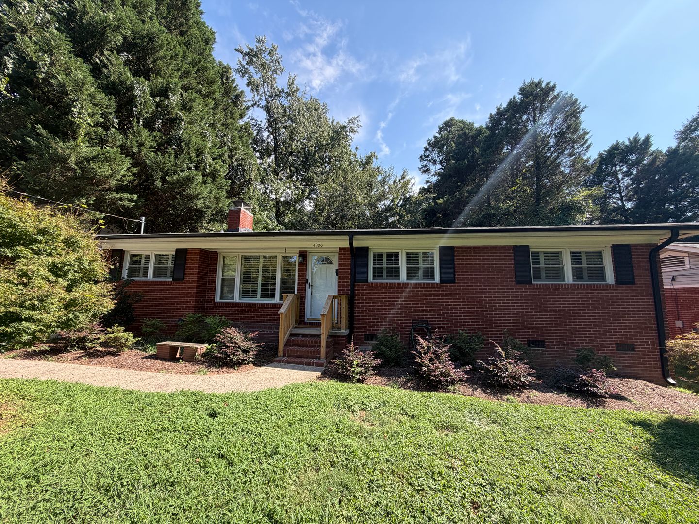 Charlotte House: 4920 Raymond Place