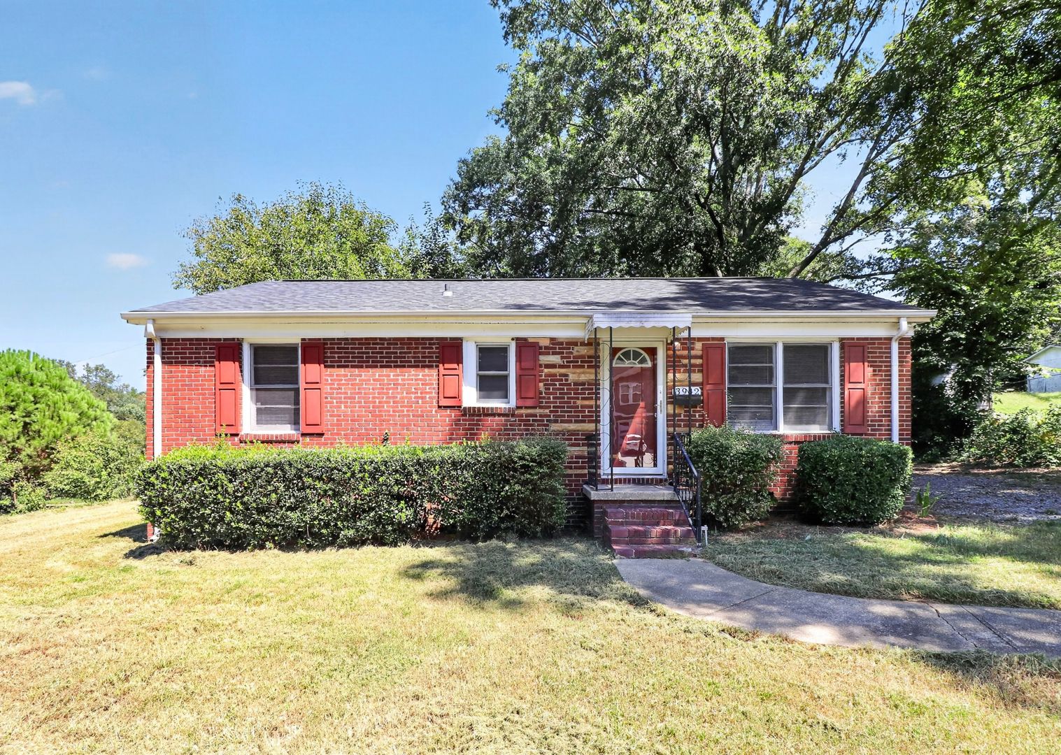 Charlotte House: 3942 Tillman Road