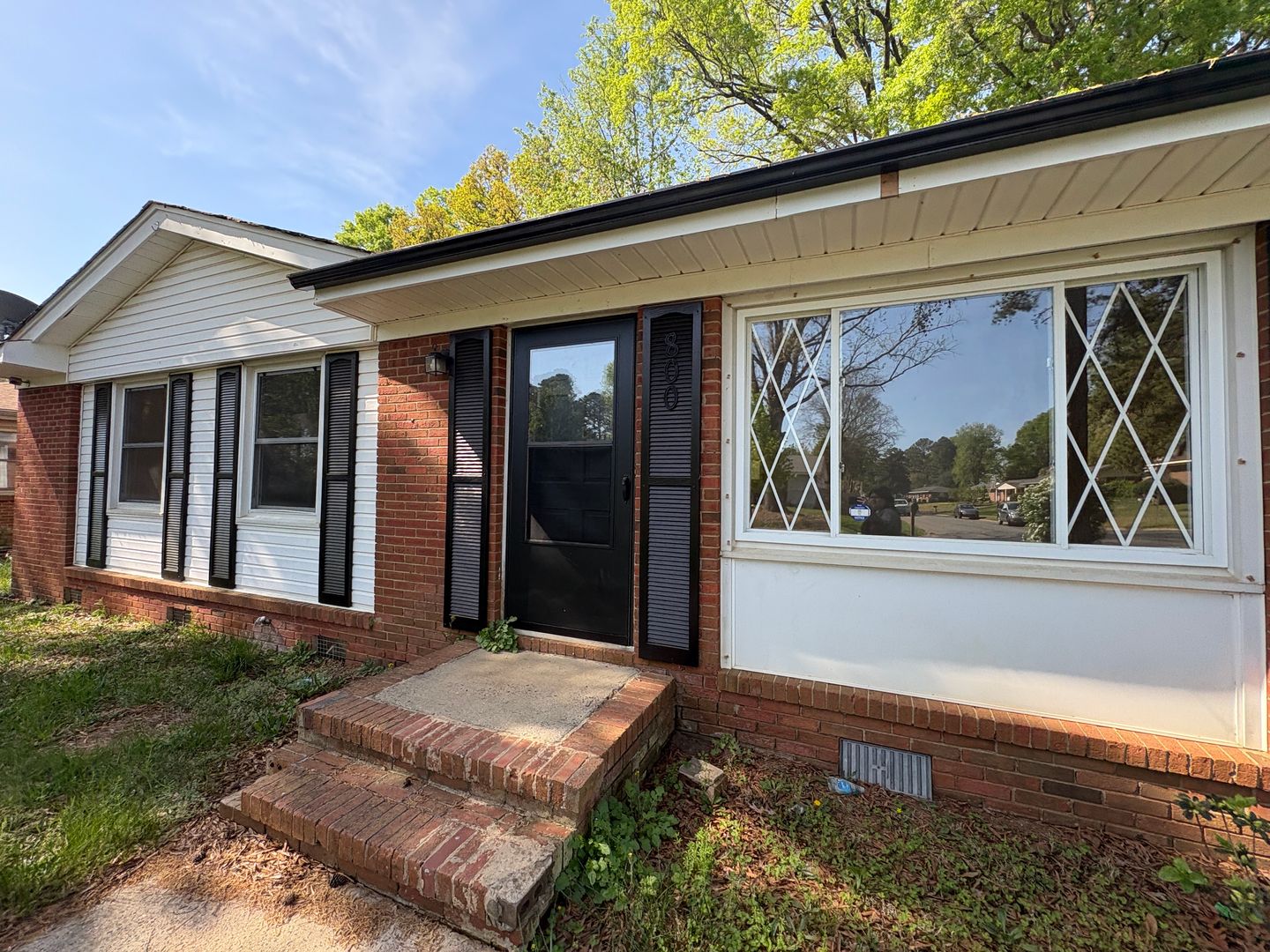 Charlotte House: 800 Carrington Drive