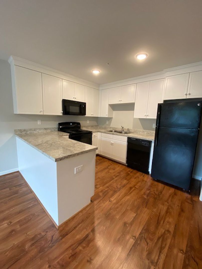 Rocky Mount Apartment: 2100 Sapphire Road